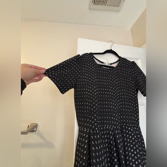 Black and white dress - Picture 2 of 4